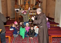 /album/fotogaleria/misionari-kostol-deti-jpg/